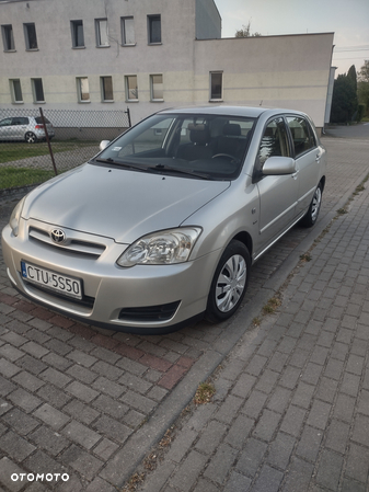 Toyota Corolla 1.4 VVT-i Base - 3