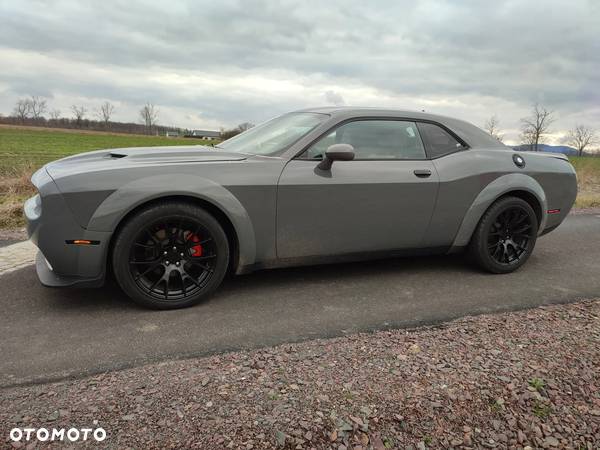 Dodge Challenger 3.6 SXT Plus - 2