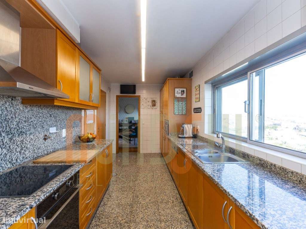 PENTHOUSE PARA VENDA T4, com 2 Suites com Vistas de Mar/Rio, Lugar ...-16