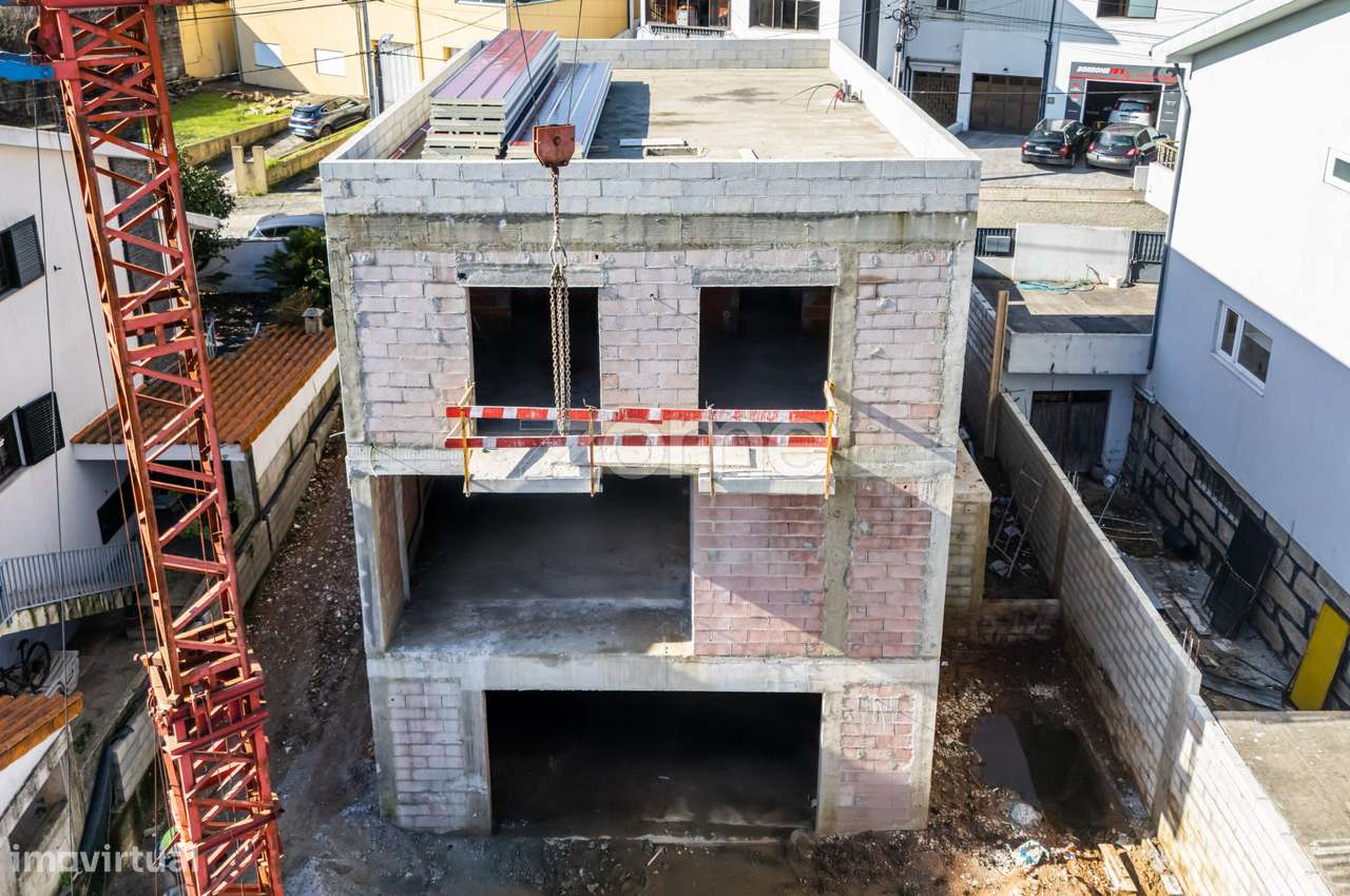 Moradia T3 de 4 Frentes em construção com Jardim em Valongo - Grande imagem: 5/16