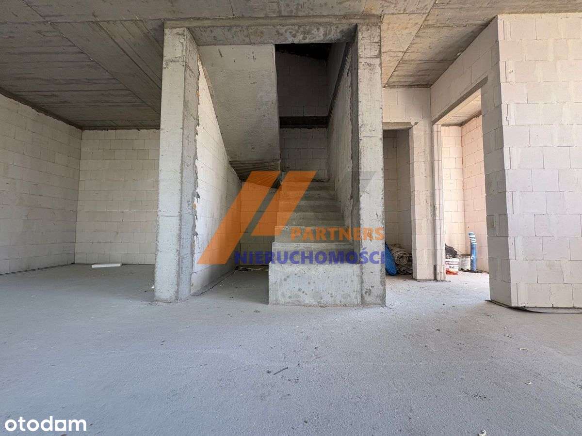 Segment z ogrodem i poddaszem użytkowym.-8