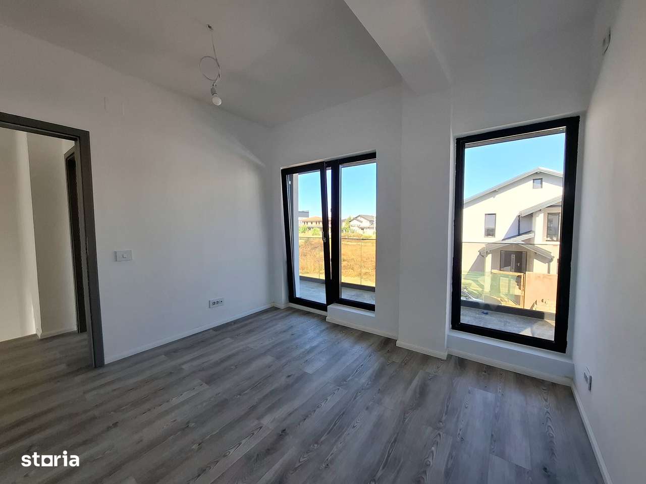 Vila cu 4 camere, tip duplex, zona Albert-13