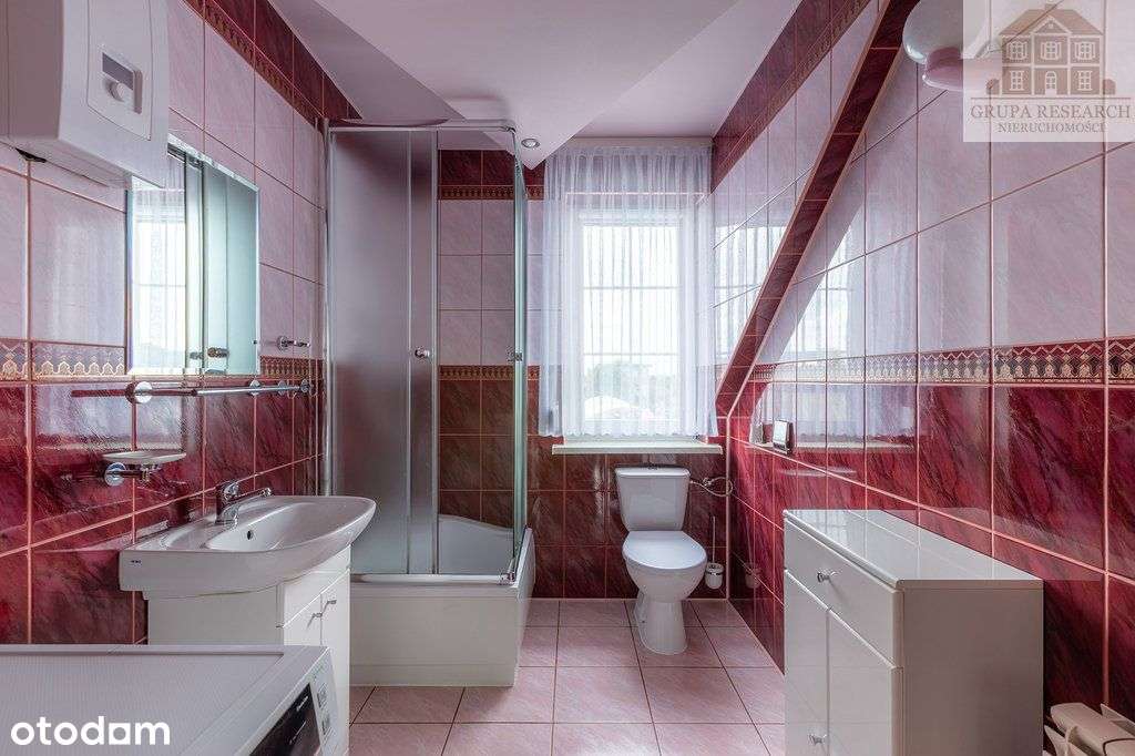 Dom z dwoma mieszkaniami i dużą działką-9