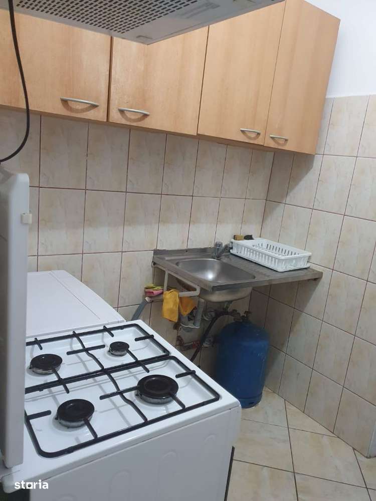 Inchiriez! Garsoniera, mobilata, utilata , zona Poarta 6 - Imagine principală: 4/5