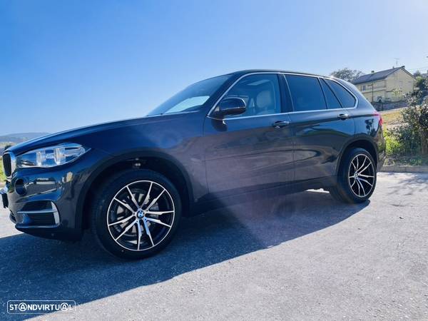 BMW X5 25 d sDrive Comfort 7L - 4