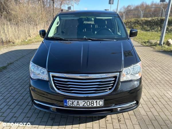 Chrysler Town & Country 3.6 Touring - 2