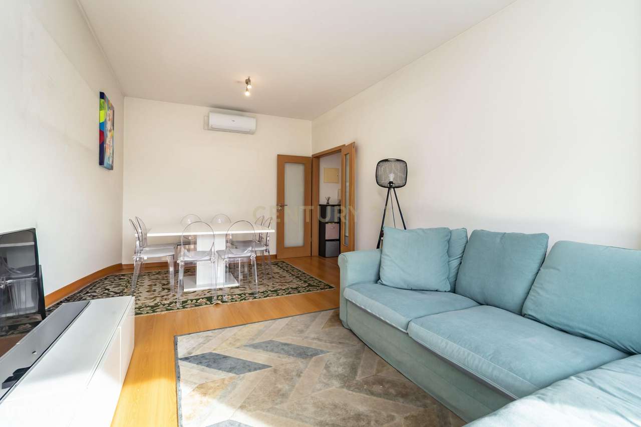 Apartamento T2 na  Quinta do Bom Retiro, Sobreda-10