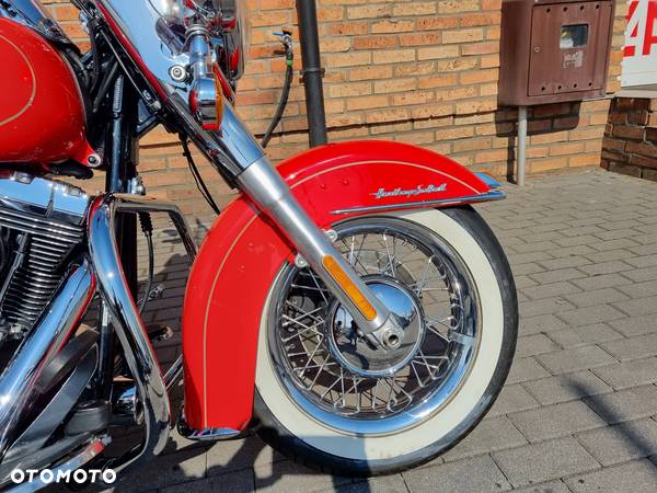 Harley-Davidson Softail Heritage Classic - 29