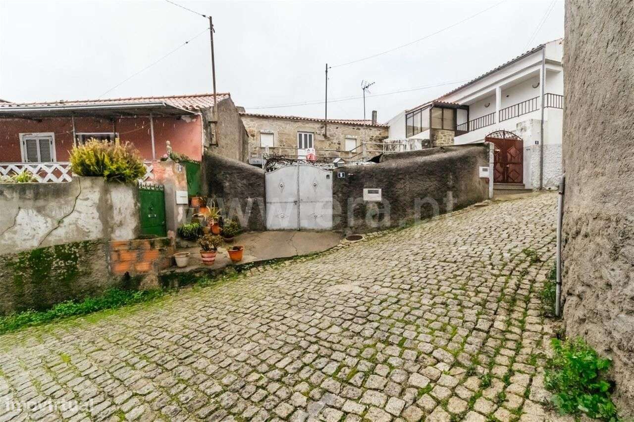 Moradia T2 / Fundão, Monte Leal - Grande imagem: 2/13