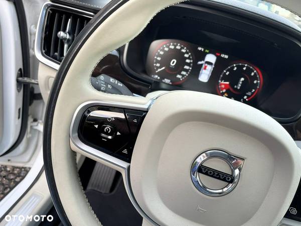 Volvo S90 T5 Momentum - 17