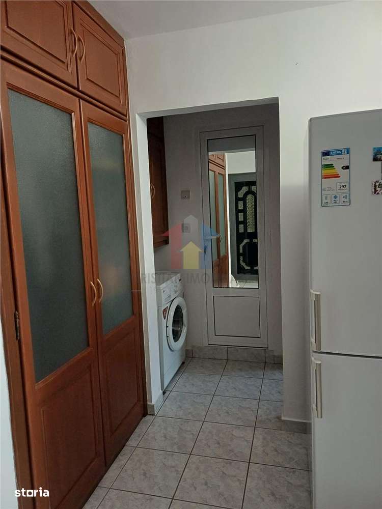 2 camere Confort 1 Decomandat, etaj 3, Renovat, Radu Negru - Imagine principală: 5/10