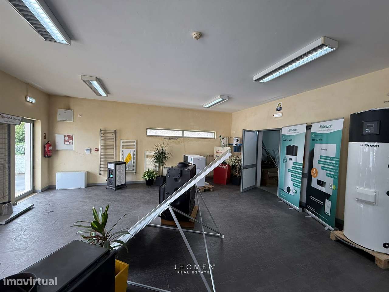 Espaço com Licença para Comércio e armazém – Requeixo, Aveiro-16