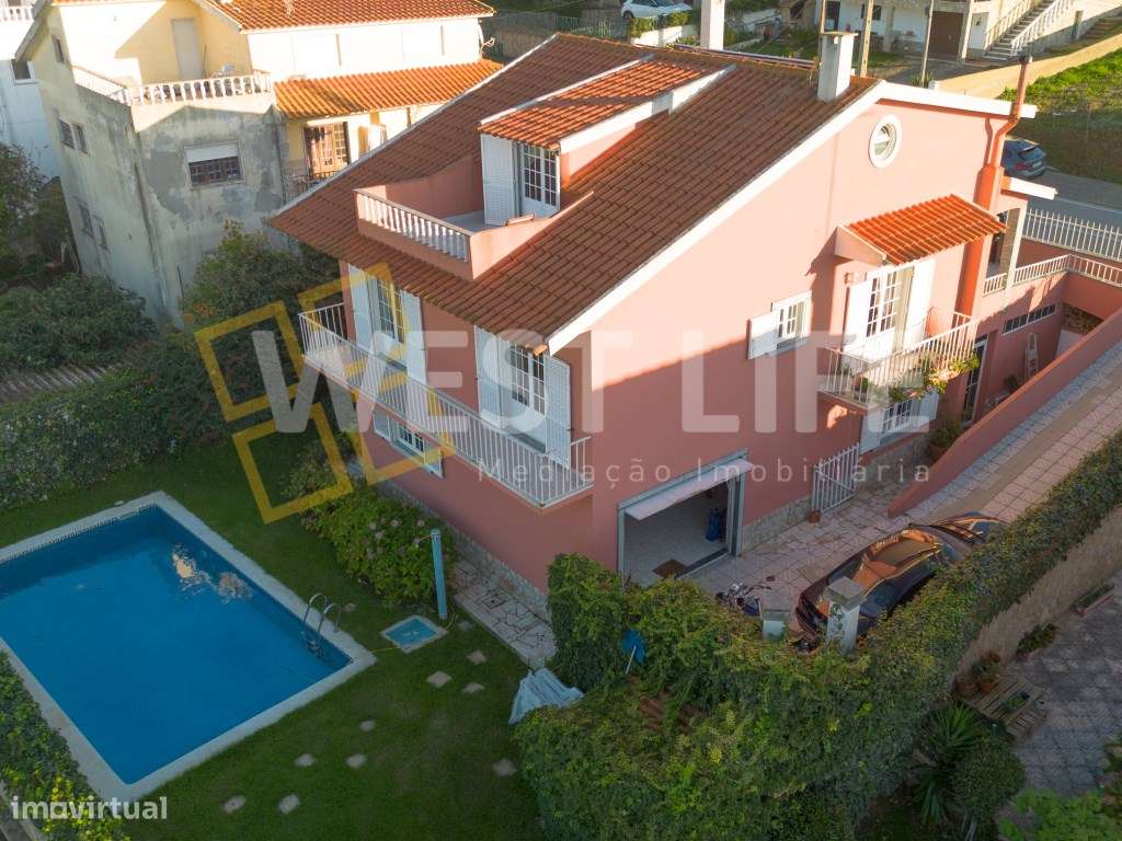 Moradia T4 com Piscina e vista fantástica a 5 minutos da praia - Ca...-33