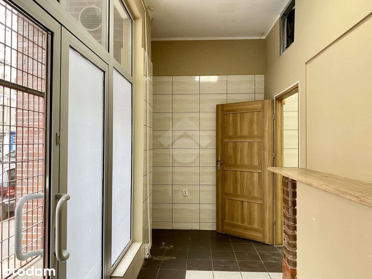 Lokal użytkowy | 7 pomieszczeń | Duża witryna-13