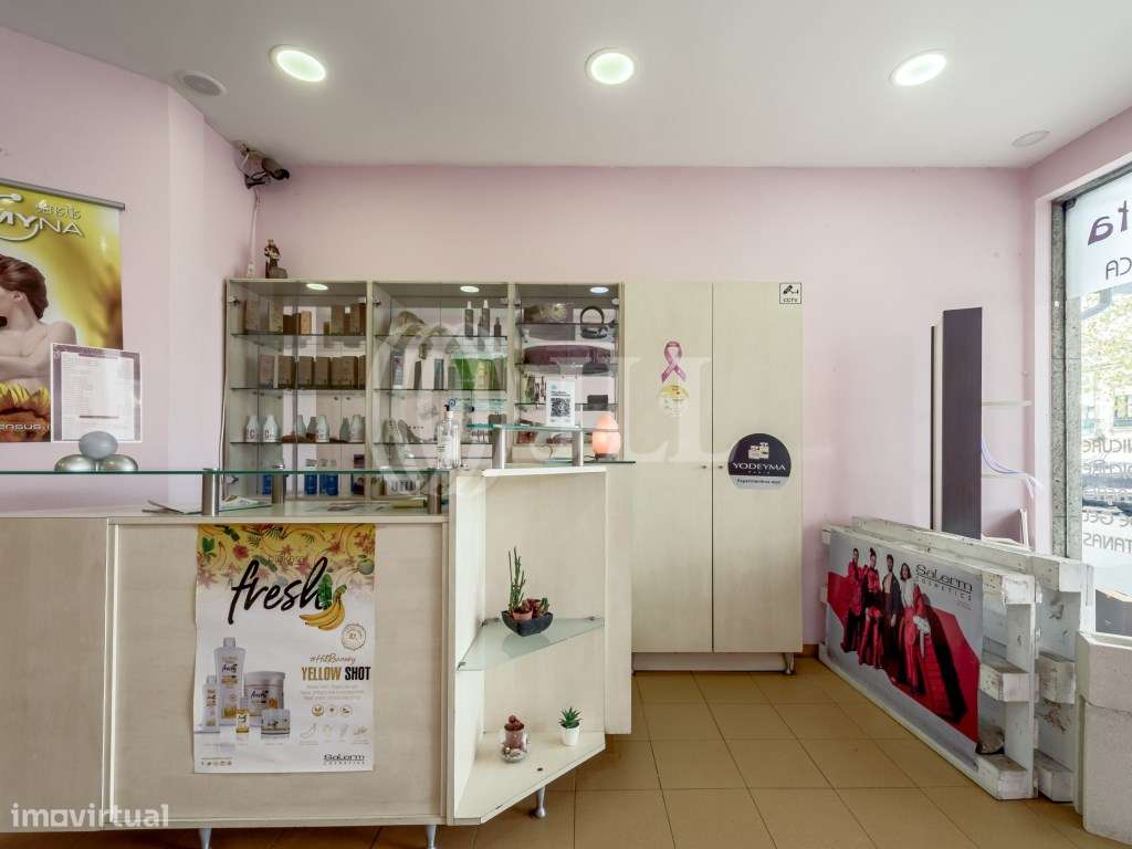 Loja com terraço, em Paranhos, no Porto - Grande imagem: 4/21