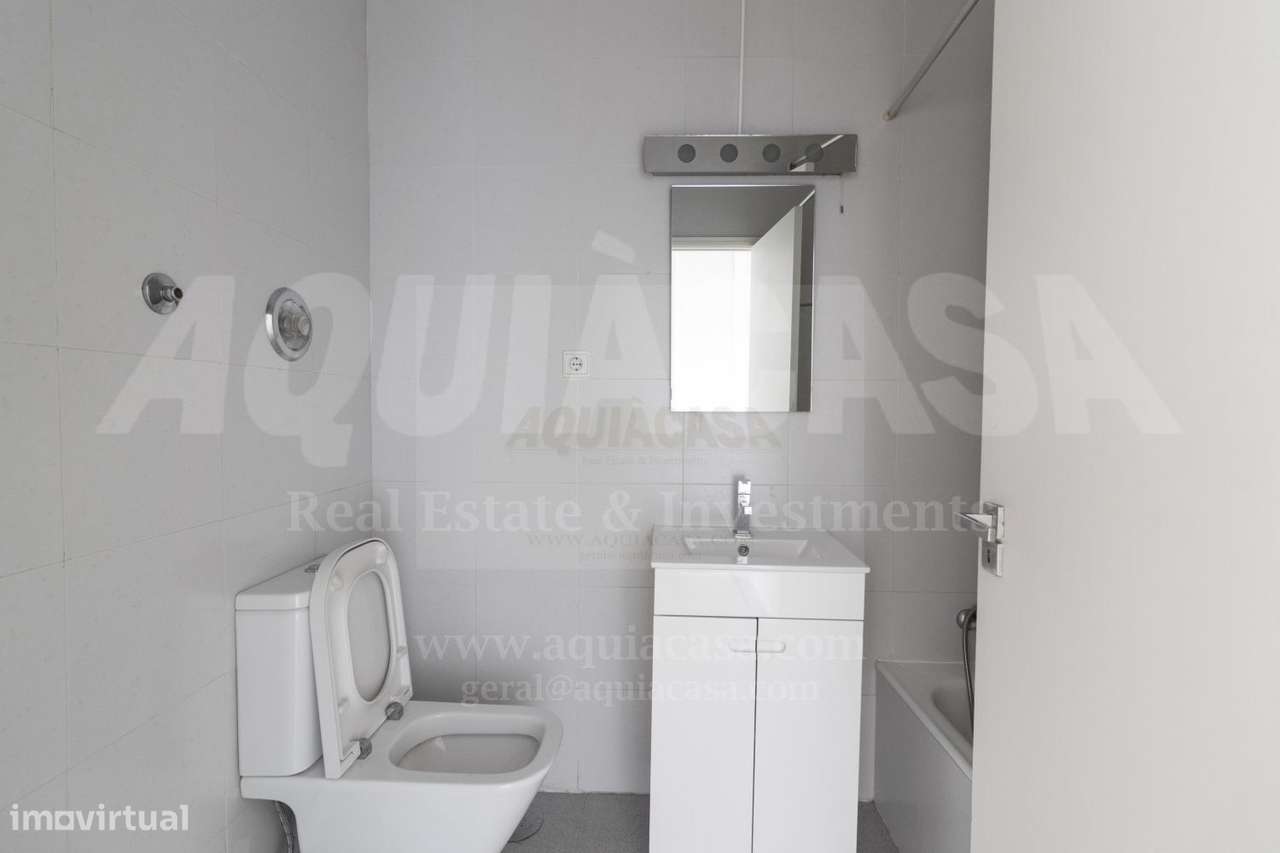 T3mobilado junto a Polo Universitário-29