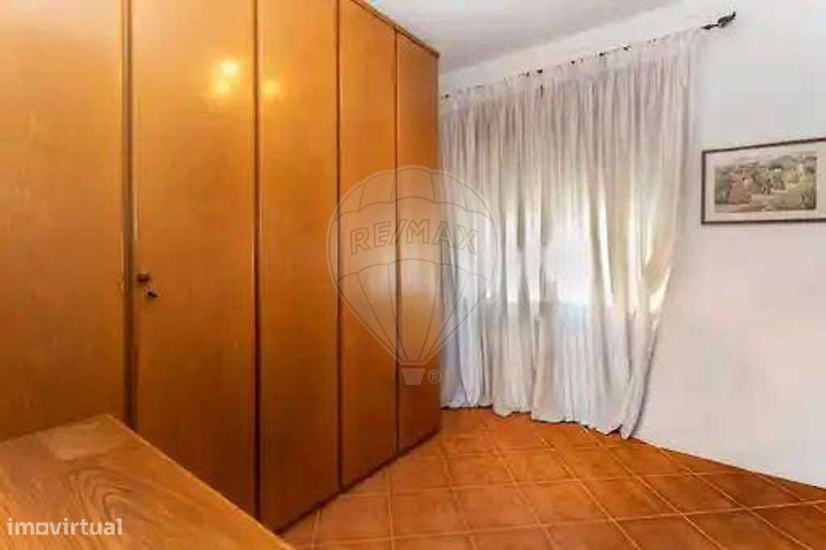 Moradia T6 para venda-13