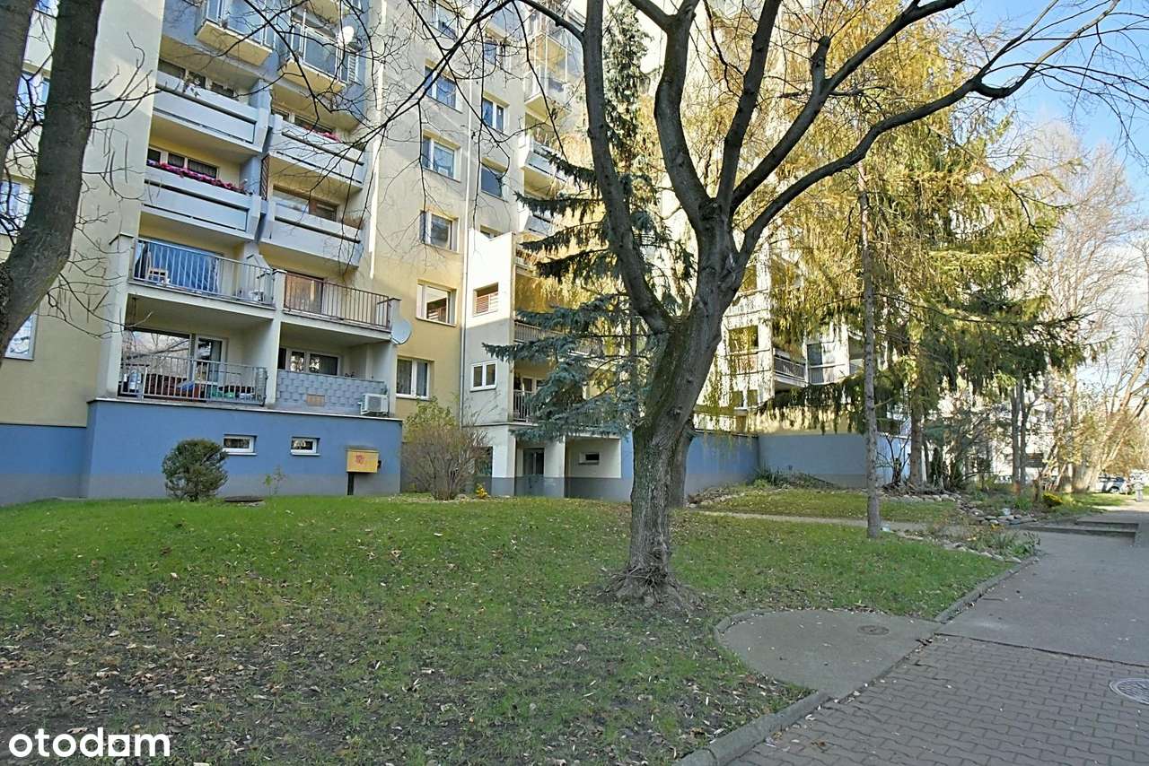 OKAZJA! 3 pokoje z oddzielną kuchnią i balkonem-17