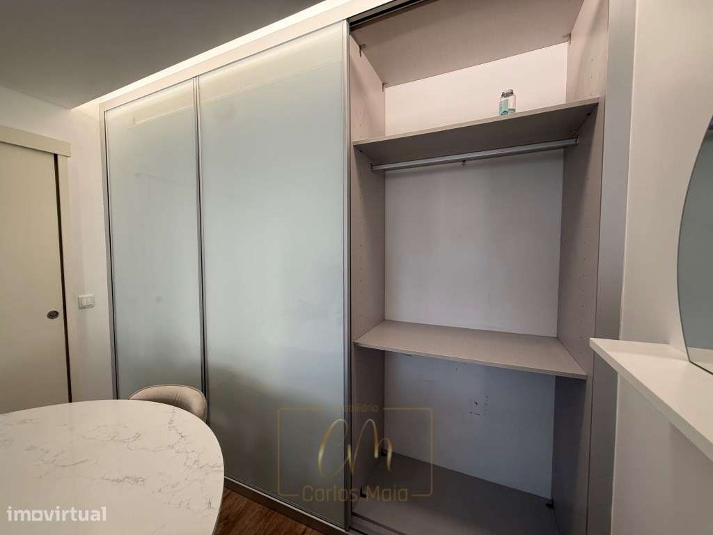 T1 remodelado na 3ª linha de Praia, em condomínio fechado-15