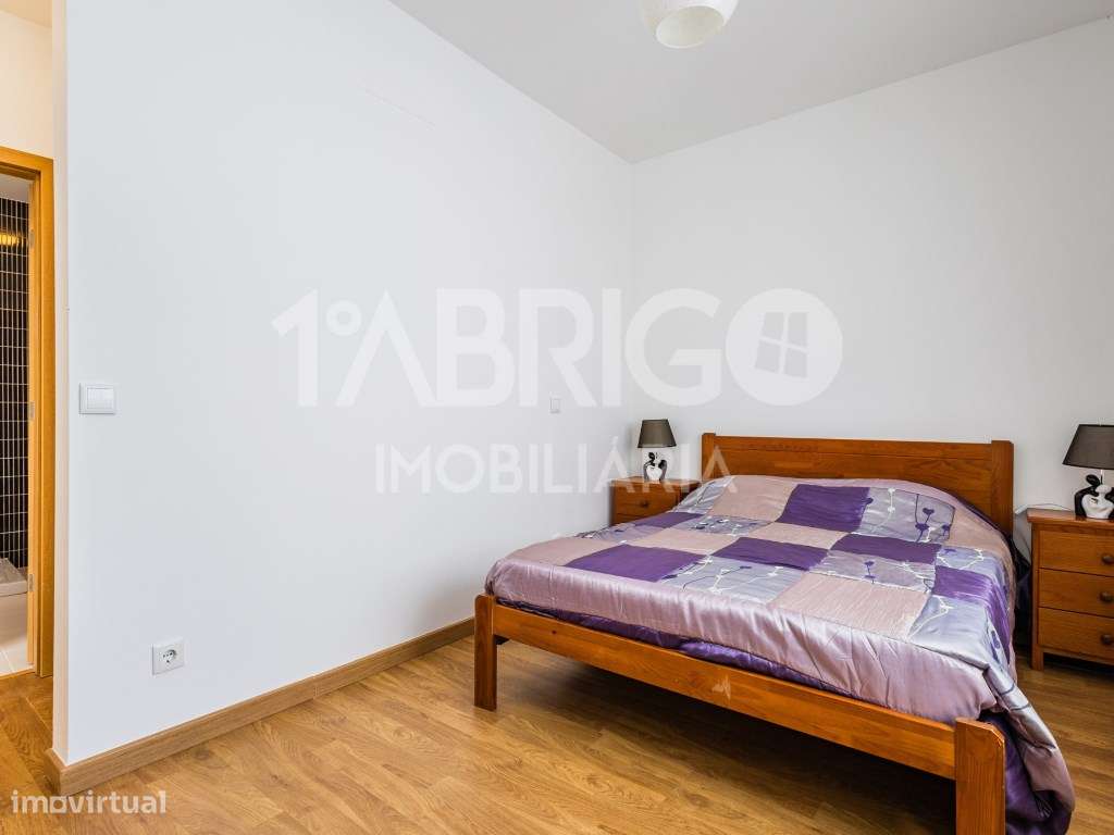 T4 Duplex no centro da Marinha Grande-25