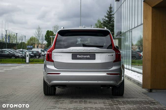 Volvo XC 90 - 8