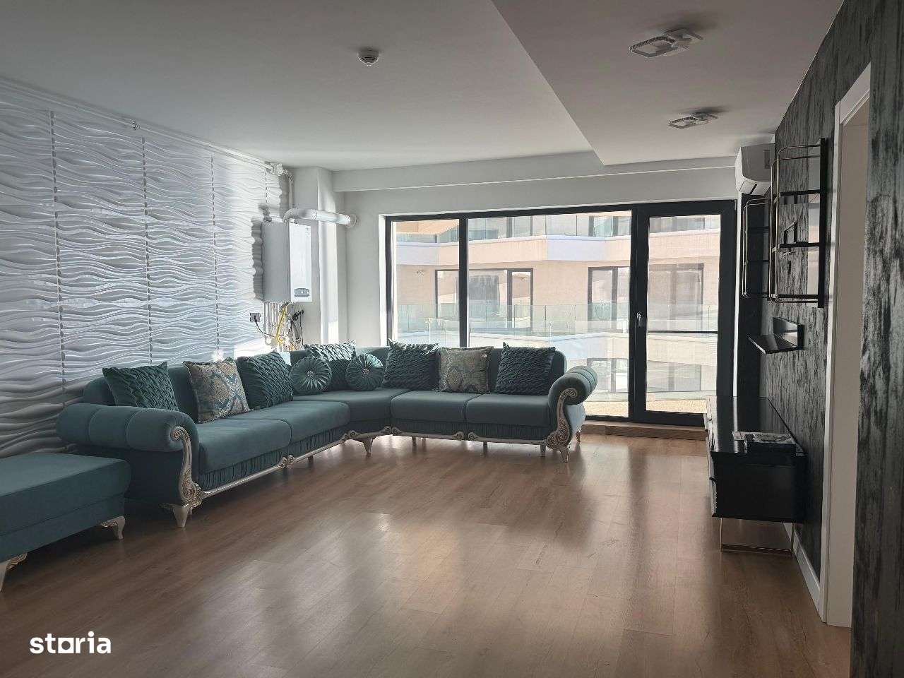 Apartament 2 camere cu vedere la lac Mamaia-11