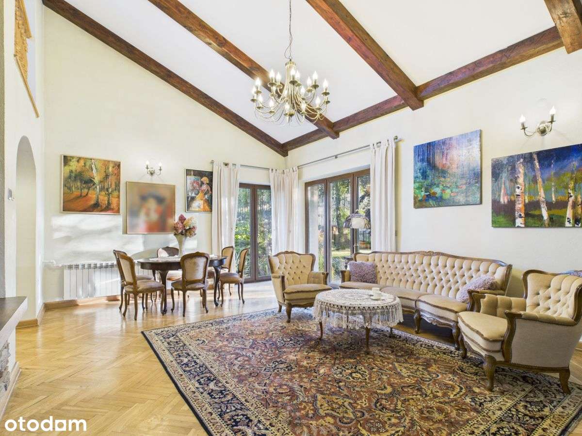 Wyjątkowy dom z garażem i przestronną działką-6