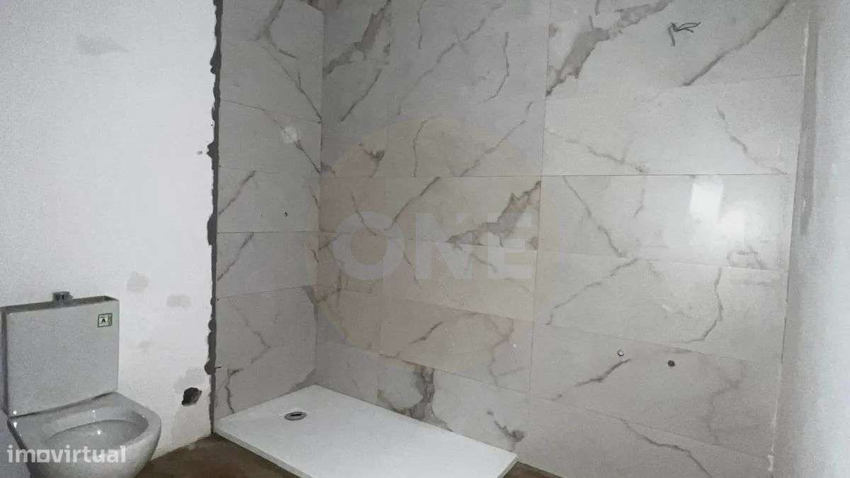 Apartamento T3 em remodelação Vista Serra da Arrábida – Setúbal-10