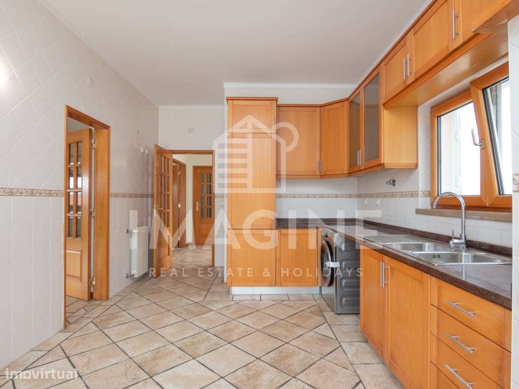 Moradia isolada V3+2 - Caixas - Sesimbra com piscina-14