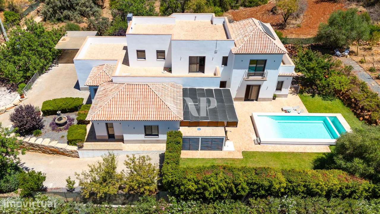 Moradia V4  moderna e requintada em Loulé - Grande imagem: 5/55