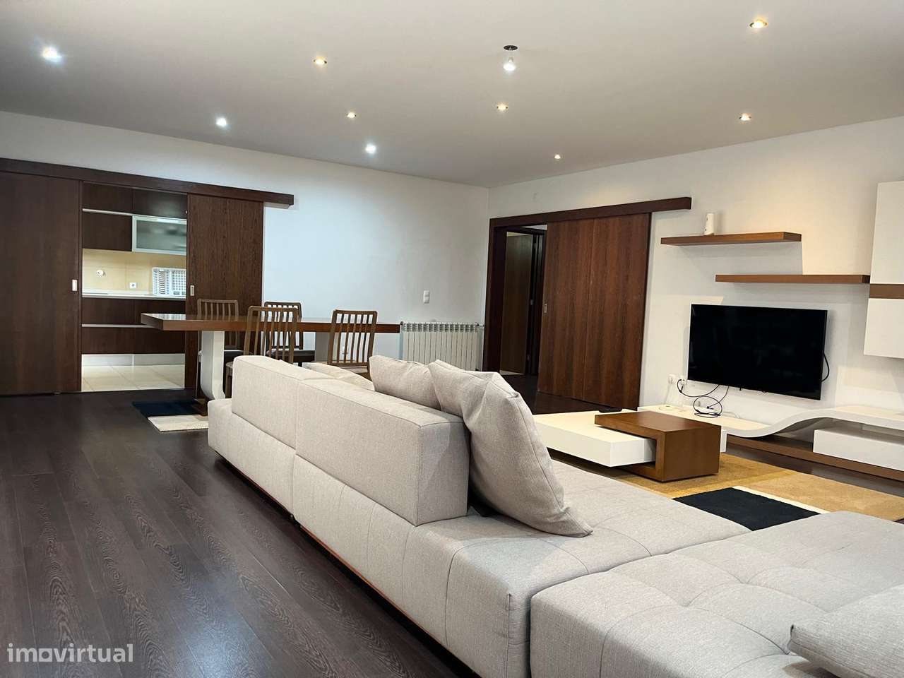 Apartamento T4 - Famalicão - Garagem box -  Excelentes áreas-3