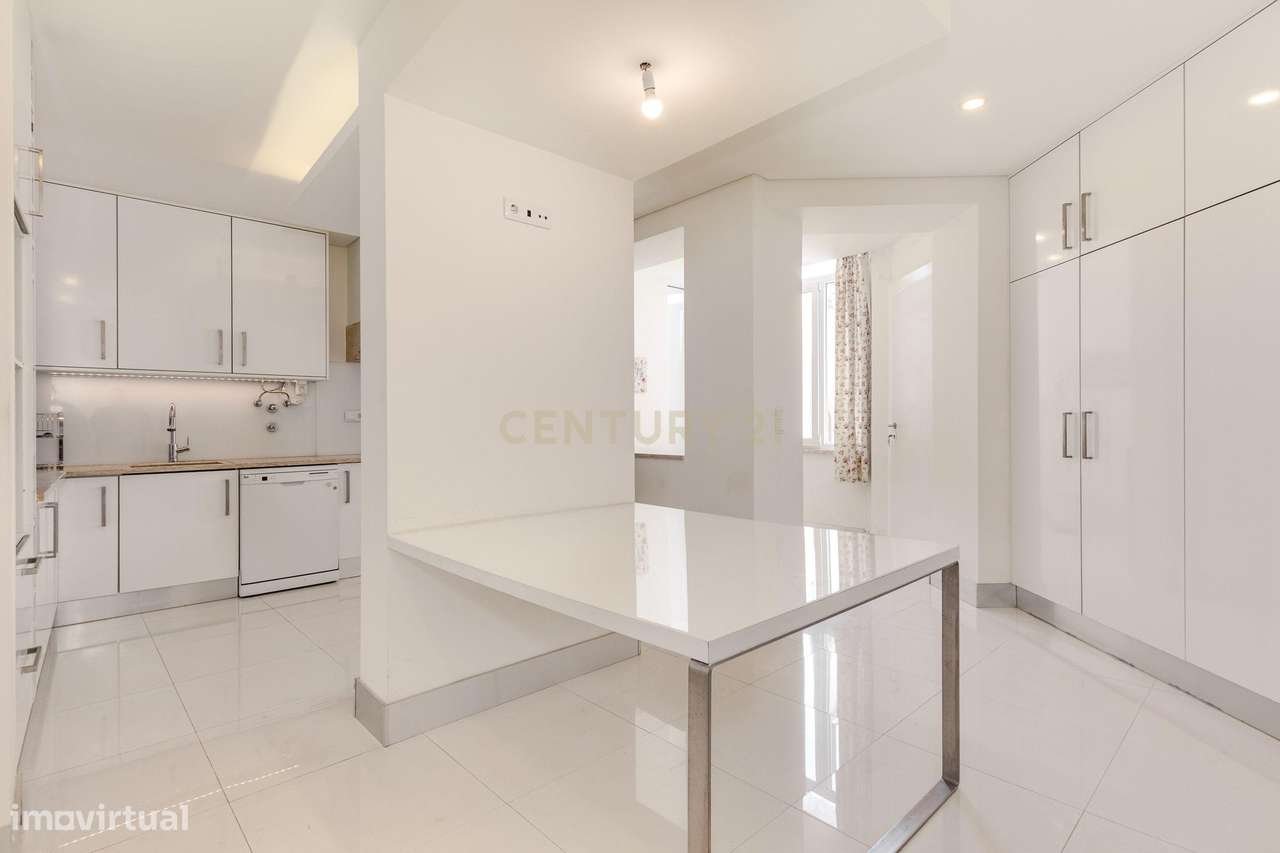 Fantástico Apartamento T4 na Alameda Dom Afonso Henriques – Localizaçã-10