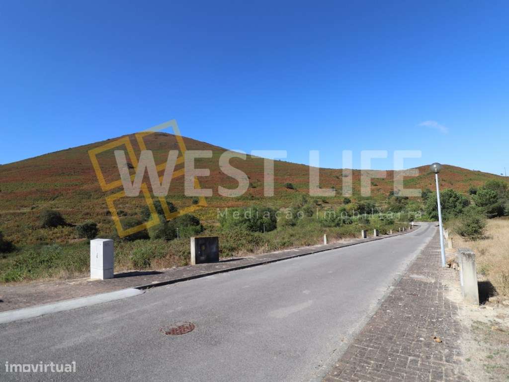 Investimento Seguro - Urbanização de Futuro - Lote com 558m2 - Grande imagem: 5/18