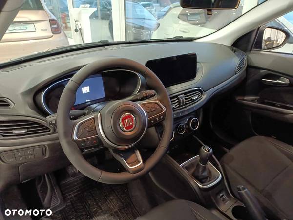 Fiat Tipo 1.0 T3 - 5