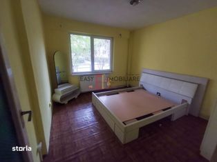 Apartament 4 camere,2 bai,90mp,Spatiu Comercial,Tudor