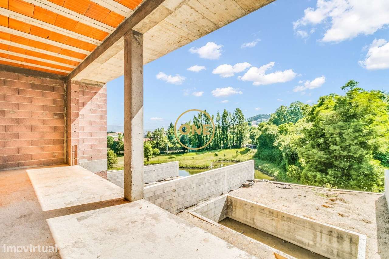 Moradia T3 Vila Golfe Condomínio l Amarante l 390,000.00€-46