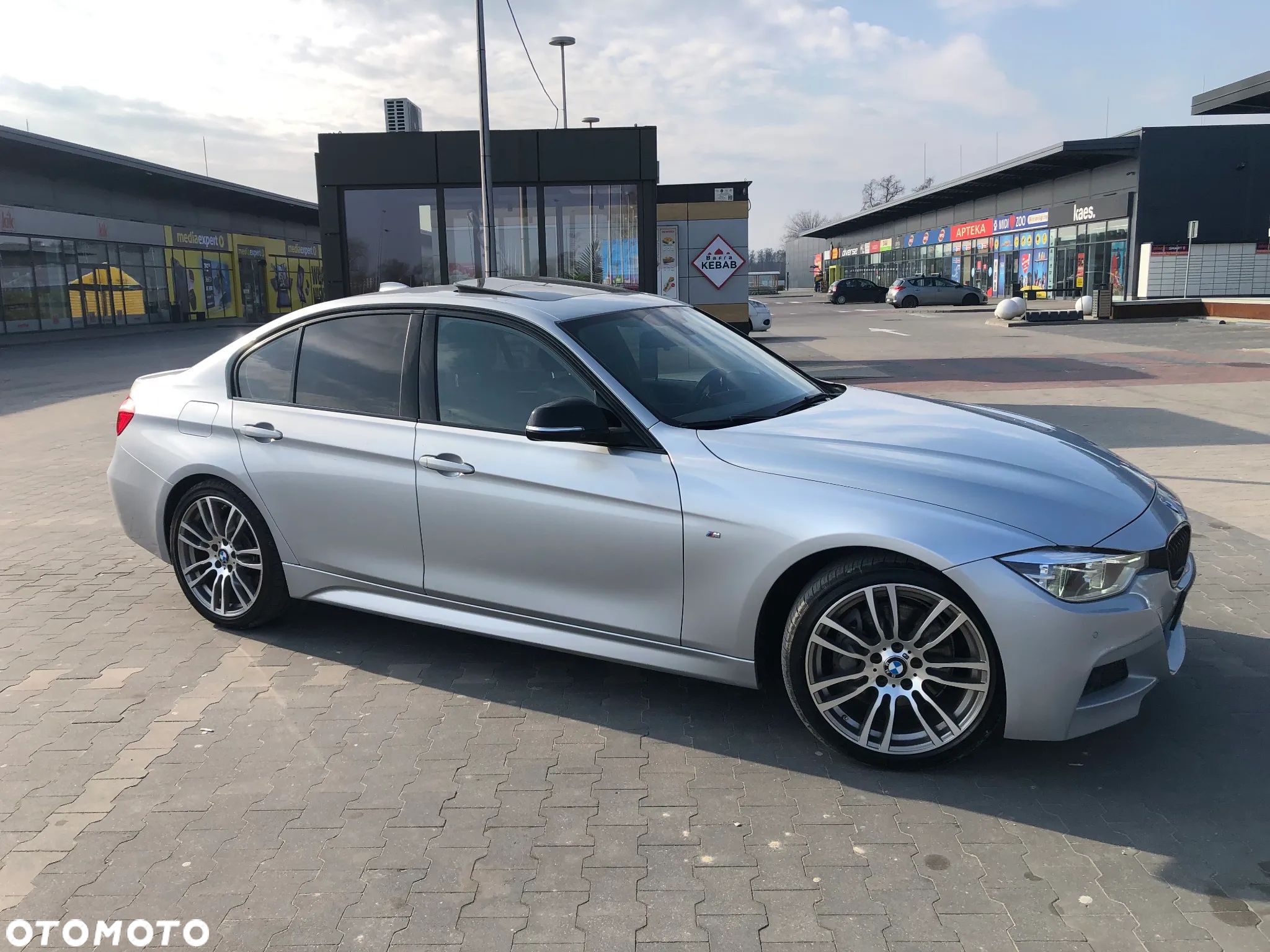 BMW Seria 3 330i GPF xDrive M Sport Shadow - 1