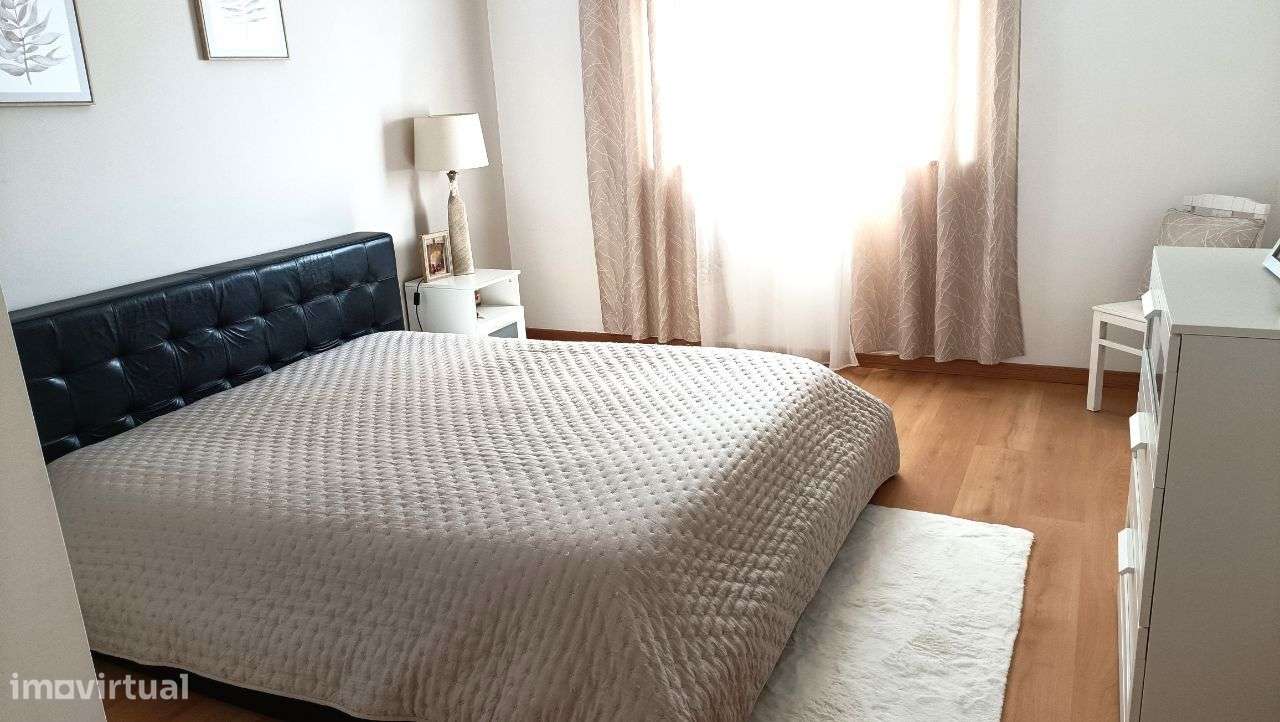 Moradia térrea isolada T4+1 | Piscina | Logradouro-23