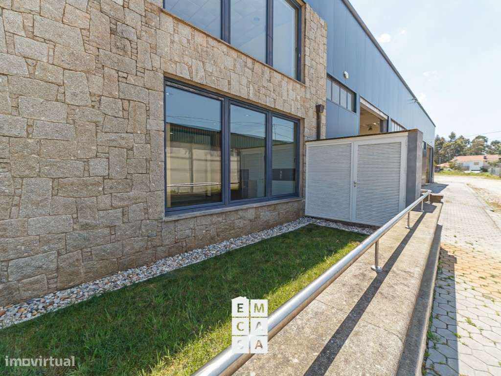 Pavilhão na Zona Industrial de Beire - São João de Ver - Grande imagem: 4/31