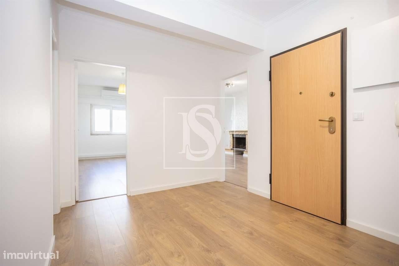 Apartamento T3 Venda em Seixal, Arrentela e Aldeia de Paio Pires,Seixa-1