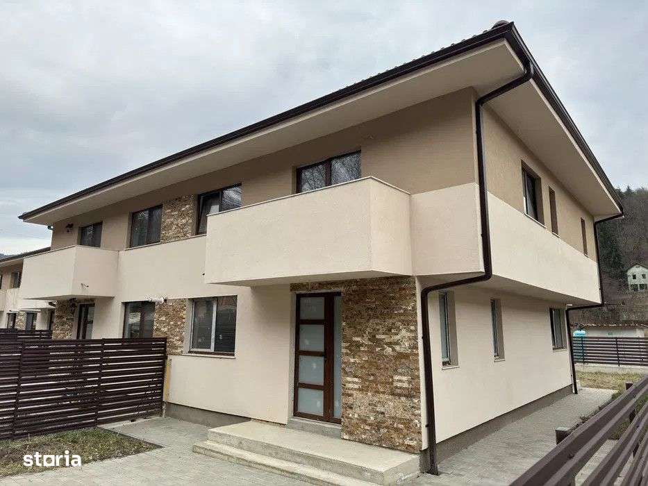 Duplex de 4 camere, 120mp, 240mp teren, parcare, zona Tautiului - Imagine principală: 2/7