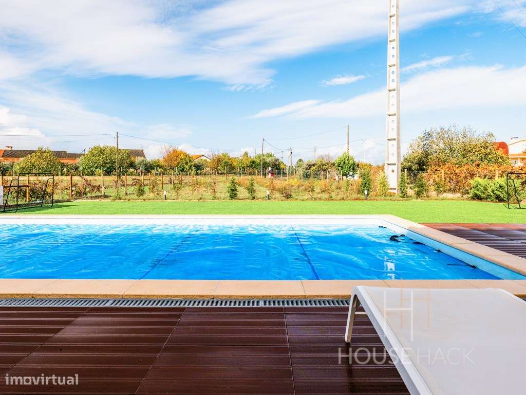 Moradia com piscina junto à Barragem de Castelo de Bode-46