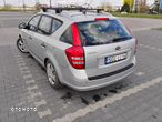 Kia Ceed Cee'd 1.4 Comfort - 4