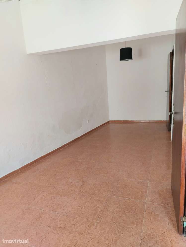 Moradia T3 + T1 + Terreno Urbanizável (Horta) - Vidigueira-9