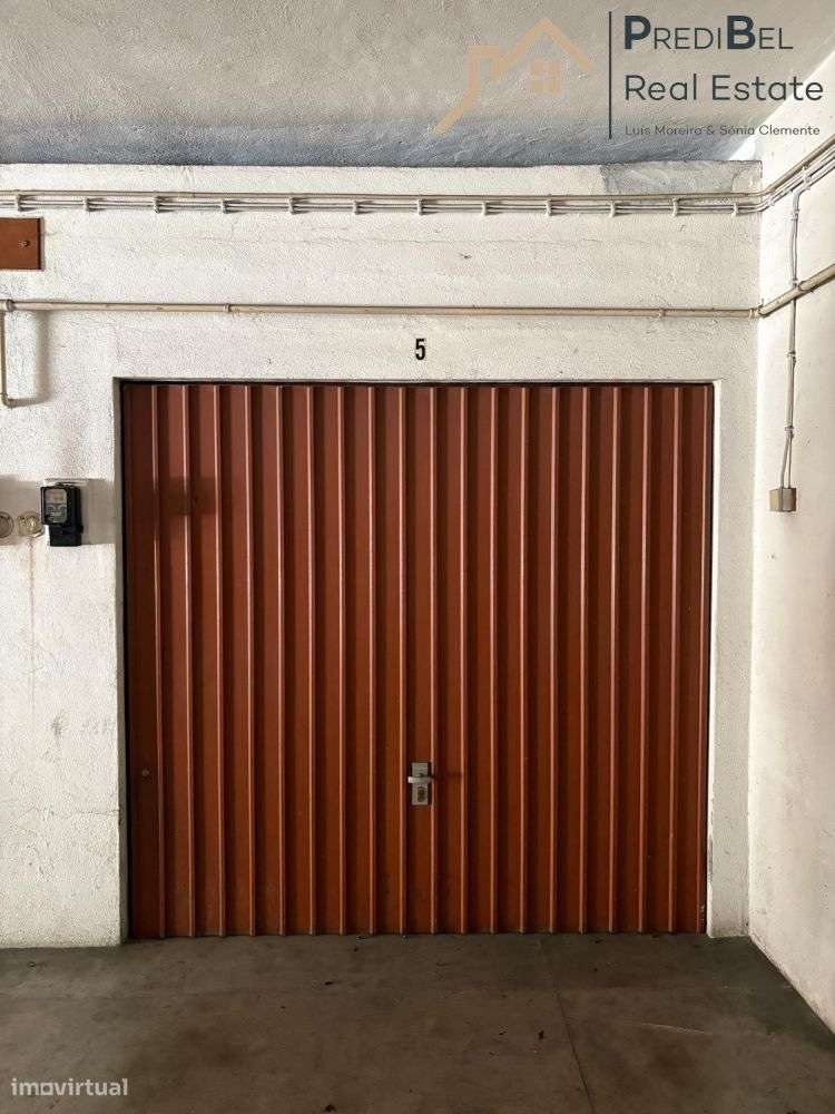 Garagem box Monte Abraão-10