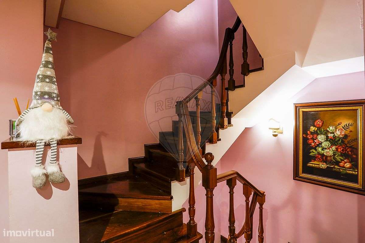 Moradia T4 para venda-19