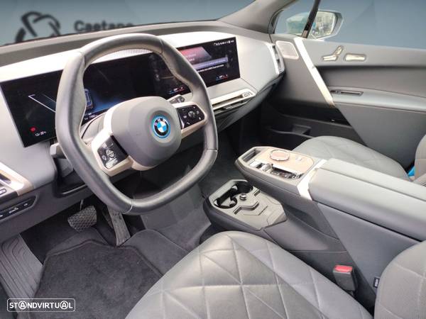 BMW iX xDrive 50 Pack Desportivo - 13