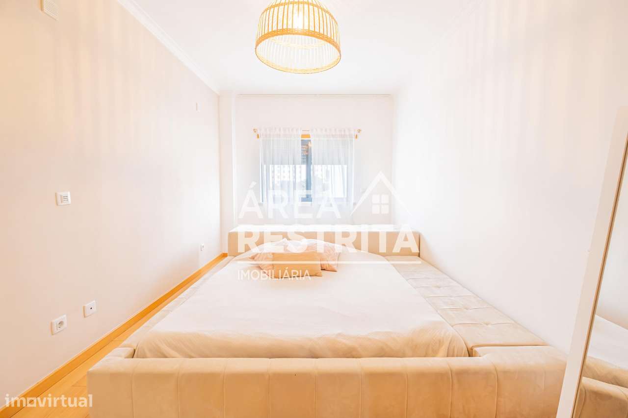 Apartamento T3 com parqueamento e varanda no Parque Luso em Corroios-36