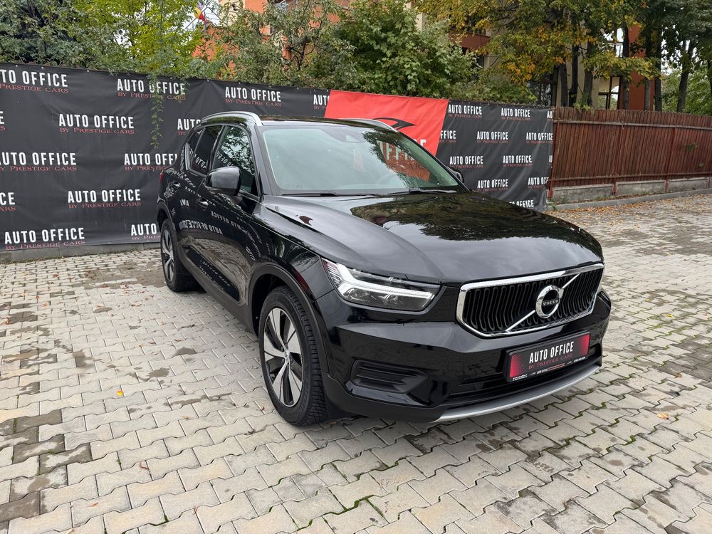 volvo xc-40   recharge t5 twin engine at7 inscription