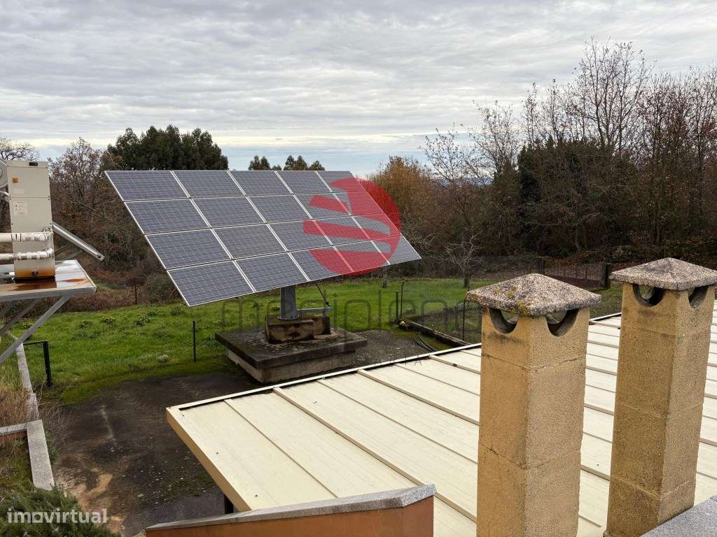 Moradia Bi-Familiar T8 Venda Moimenta da Beira-7